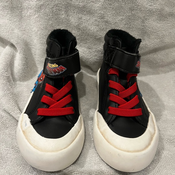 SpiderMan H&M Kids Shoes - Picture 6 of 6